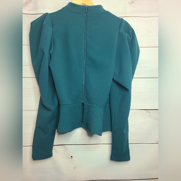 Express Top Size Medium NWT - Picture 3 of 5